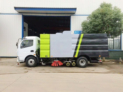 東風多利卡洗掃車